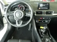 Gebraucht Mazda 3 Active 120 PS (88 kW) 2017 Satinweiß metallic Limousine