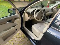 Używany Mercedes E280 190 KM (139 kW) 2005 Niebieski Sedan/Limuzyna