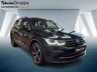Gebraucht VW Tiguan Move 150 PS (110 kW) 2023 Schwarz SUV