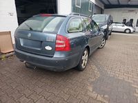 gebraucht Skoda Octavia Combi 2.0 TDI PD Elegance Elegance