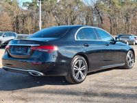 Gebraucht Mercedes E220 200 PS (147 kW) 2022 Schwarz Limousine