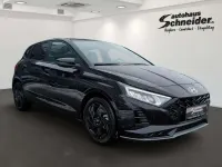 Neu Hyundai i20 Blackline 90 PS (66 kW) 2026 Schwarz Limousine