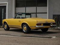 Gebraucht Mercedes W113 150 PS (110 kW) 1966 Gelb Cabrio