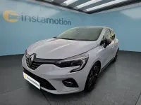 Używany Renault Clio V 101 KM (74 kW) 2022 Biały Hatchback