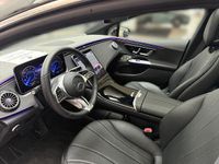 Gebraucht Mercedes EQE300 180 kW (245 PS) 2024 Schwarz Limousine