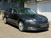 Gebraucht Skoda Superb Style 150 PS (110 kW) 2018 Schwarz Kombi