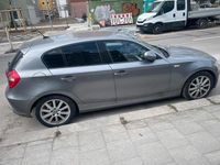 Gebraucht BMW 118 2011 Grau Kleinwagen