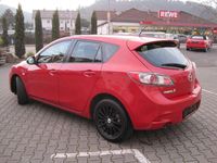 Gebraucht Mazda 3 Kenko 105 PS (77 kW) 2013 Velocity red Limousine