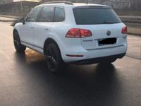 gebraucht VW Touareg 3.0 V6 TDI BMT 4M, Scheckheft, Hingucker