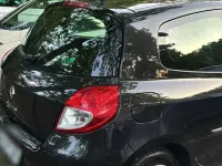 Gebraucht Renault Clio 80 PS (58 kW) 2012 Schwarz Kleinwagen