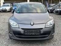 Gebraucht Renault Mégane Luxe 131 PS (96 kW) 2012 Grau Limousine
