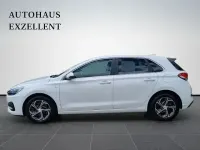 Gebraucht Hyundai i30 136 PS (100 kW) 2021 Weiß Limousine