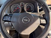 Gebraucht Opel Zafira 140 PS (102 kW) 2013 Schwarz Van / Kleinbus