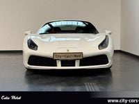 Gebraucht Ferrari 488 670 PS (492 kW) 2016 Weiss Kleinwagen