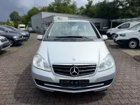 Gebraucht Mercedes A180 116 PS (85 kW) 2009 Silber Kleinwagen