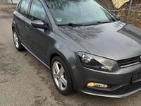 Gebraucht VW Polo 75 PS (55 kW) 2017 Grau Kleinwagen