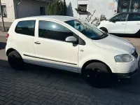 Używany VW Fox 54 KM (39 kW) 2008 Biały Hatchback
