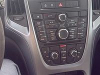 Usata Opel Astra 110 CV (80 kW) 2013 Blu Berlina