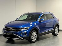 Second-hand VW T-Roc Style 150 CP (110 kW) 2023 Albastru SUV