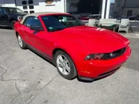 Second-hand Ford Mustang 213 CP (156 kW) 2010 Roșu Cabrio