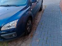 gebraucht Ford Focus 1.6 Ghia