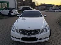 Gebraucht Mercedes E200 184 PS (135 kW) 2012 Weiß Coupé