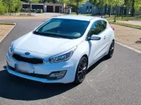 Second-hand Kia ProCeed 128 CP (94 kW) 2013 Alb Hatchback