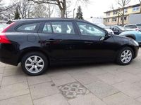 Gebraucht Volvo V60 Kinetic 163 PS (119 kW) 2012 Schwarz Kombi