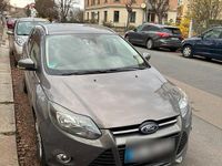Gebraucht Ford Focus 150 PS (110 kW) 2014 Grau Kombi