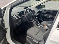 Gebraucht Ford Kuga Trend 150 PS (110 kW) 2014 Weiß SUV