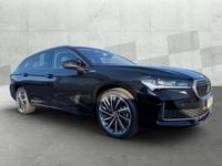Neu Skoda Superb LAURIN & KLEMENT 193 PS (141 kW) 2026 Schwarz Kombi