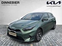Gebraucht Kia Ceed Spirit 160 PS (117 kW) 2023 Experience green met Kleinwagen