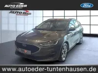 Gebraucht Ford Focus Cool & Connect 125 PS (91 kW) 2022 Grau Kombi