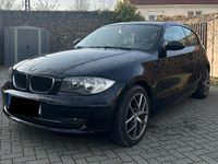 Gebraucht BMW 118 143 PS (105 kW) 2007 Schwarz Kleinwagen