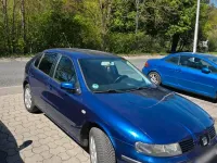 Usata Seat Leon 125 CV (91 kW) 2002 Blu Utilitaria