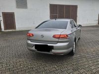 Gebraucht VW Passat Comfortline 150 PS (110 kW) 2016 Grau Limousine