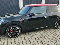 Gebraucht Mini John Cooper Works 231 PS (169 kW) 2020 Rebel green Kleinwagen