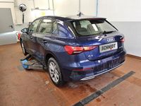 Gebraucht Audi A3 Ambiente 110 PS (80 kW) 2021 Navarrablau metallic Limousine