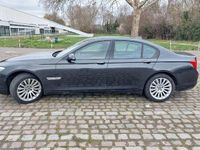 Gebraucht BMW 740 326 PS (239 kW) 2009 Grau Limousine