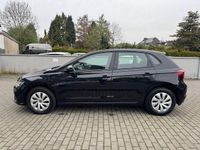 Gebraucht VW Polo Life 95 PS (69 kW) 2022 Schwarz Kleinwagen