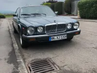 Gebraucht Jaguar XJ12 295 PS (216 kW) 1986 Blau Limousine