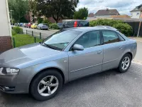 Gebraucht Audi A4 130 PS (95 kW) 2007 Silber Limousine