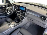 Gebraucht Mercedes GLC300e 306 PS (225 kW) 2022 Unilack schwarz SUV