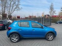 Gebraucht Dacia Sandero Prestige 90 PS (66 kW) 2017 Blau SUV