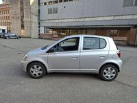 Gebraucht Toyota Yaris 86 PS (63 kW) 2002 Silber Limousine