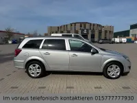 Gebraucht Opel Astra 116 PS (85 kW) 2012 Grau Kombi