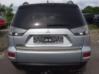 Gebraucht Mitsubishi Outlander Edition 177 PS (130 kW) 2010 Silber SUV