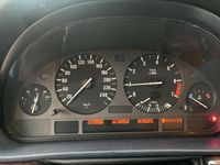 Gebraucht BMW 730 218 PS (160 kW) 1995 Silber Limousine