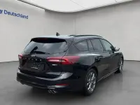 Gebraucht Ford Focus ST-Line X 125 PS (91 kW) 2023 Agate black metallic Kombi