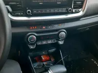 Gebraucht Kia Stonic 101 PS (74 kW) 2024 Schwarz SUV